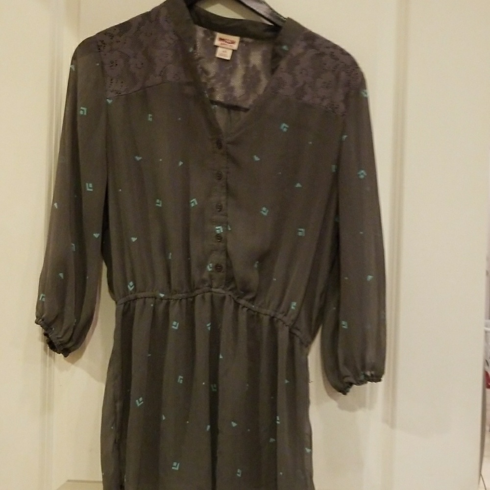 Mossimo Supply Co ladies blouse